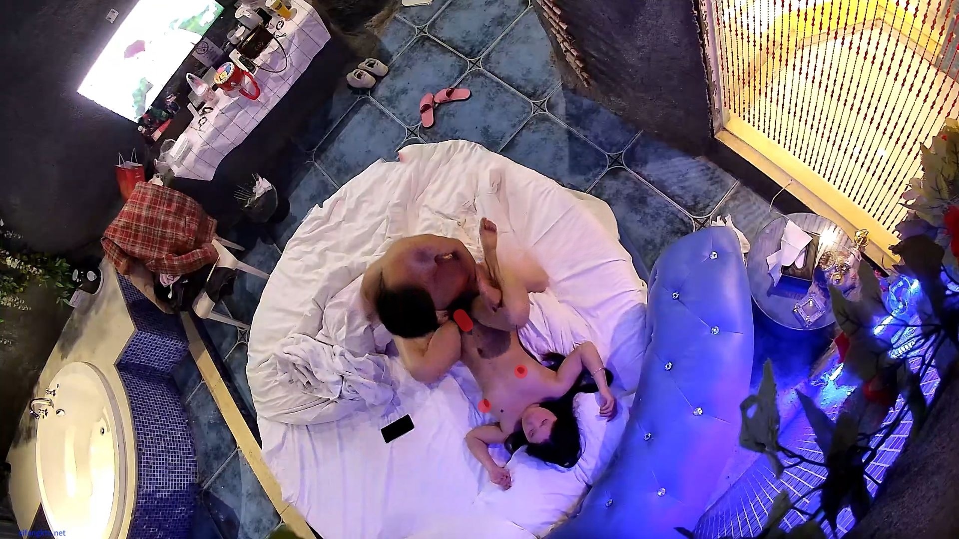 酒店实录-声音好听的可爱女和男友酒店的啪啪日常3.8G